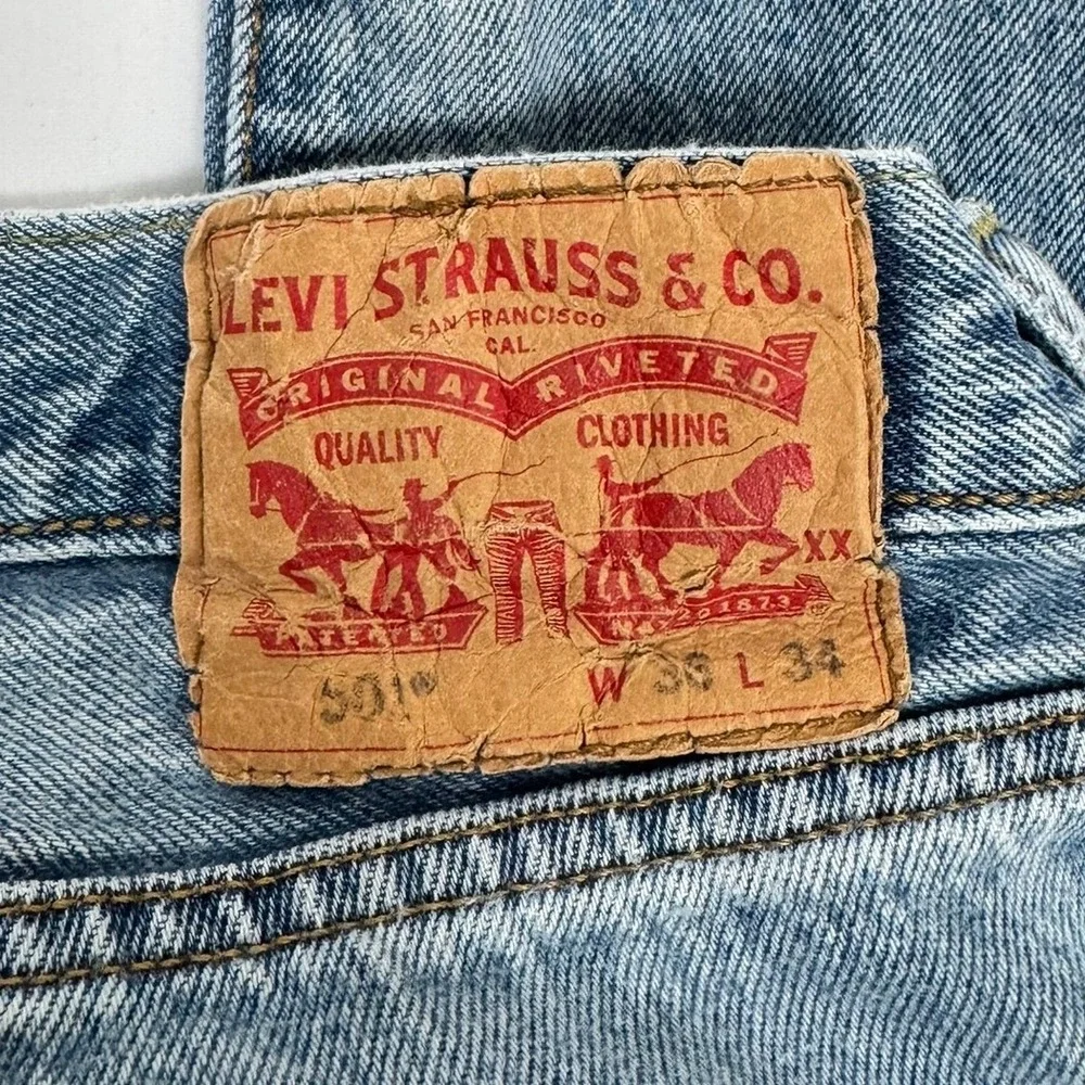 Levi's 501 Jeans 36x34 Light Wash Denim Button Fly Y2K 100% Cotton